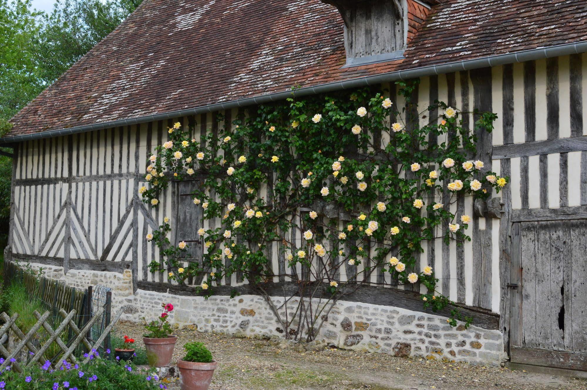 Manoir Du Lieu Rocher Hotel Saint-Pierre-Sur-Dives Bagian luar foto